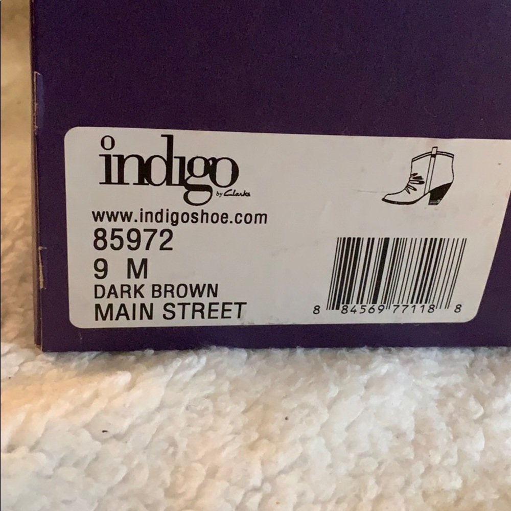 🆕 NIB Clarks Dark Brown Ankle Boots - Picture 7 of 7